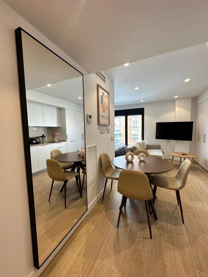 Castilla Luxury 2B Apartment Madrid Bagian luar foto